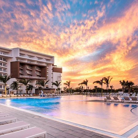 Embassy Suites By Hilton Aruba Beach Resort Palm Beach Exteriör bild