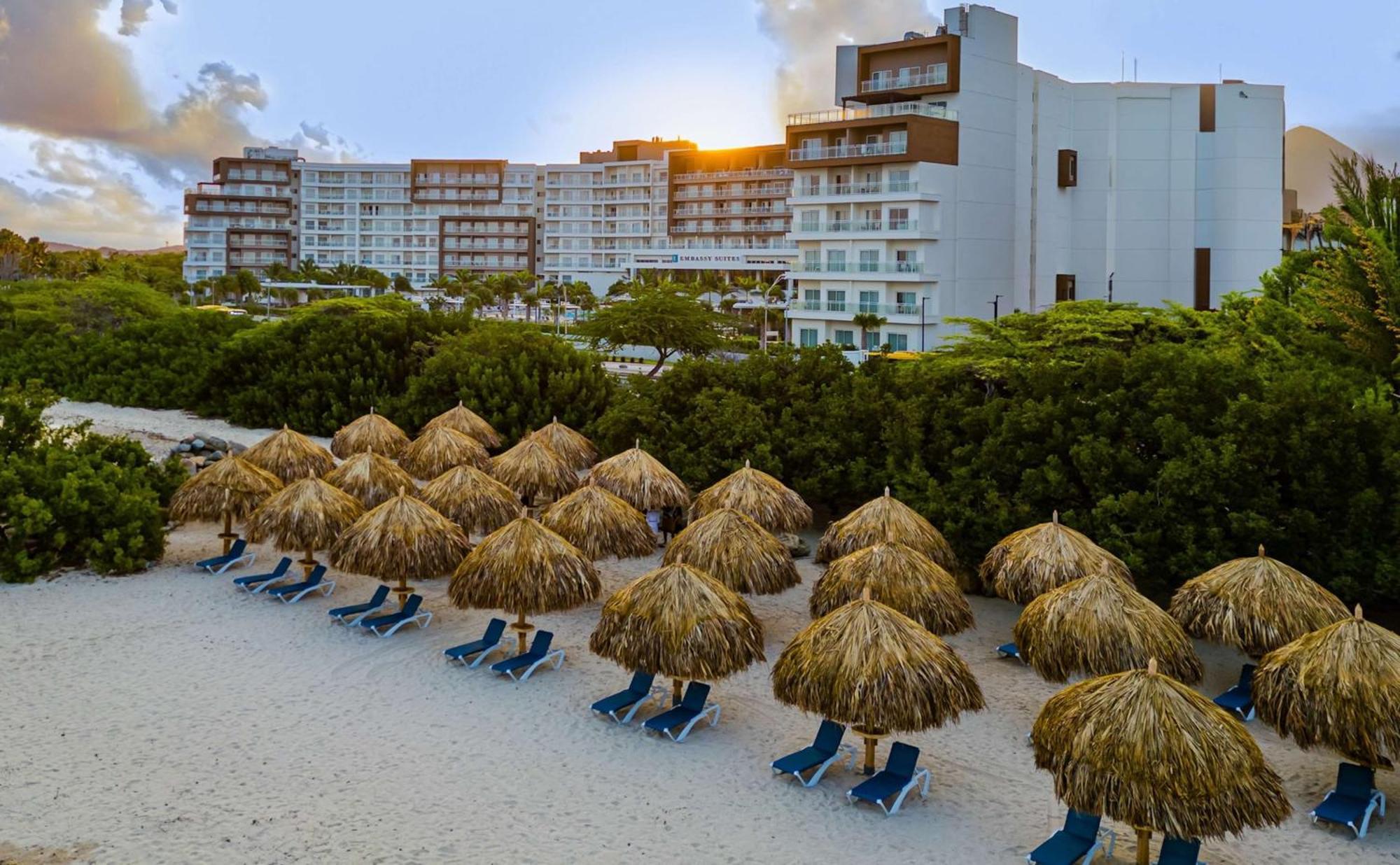 Embassy Suites By Hilton Aruba Beach Resort Palm Beach Exteriör bild