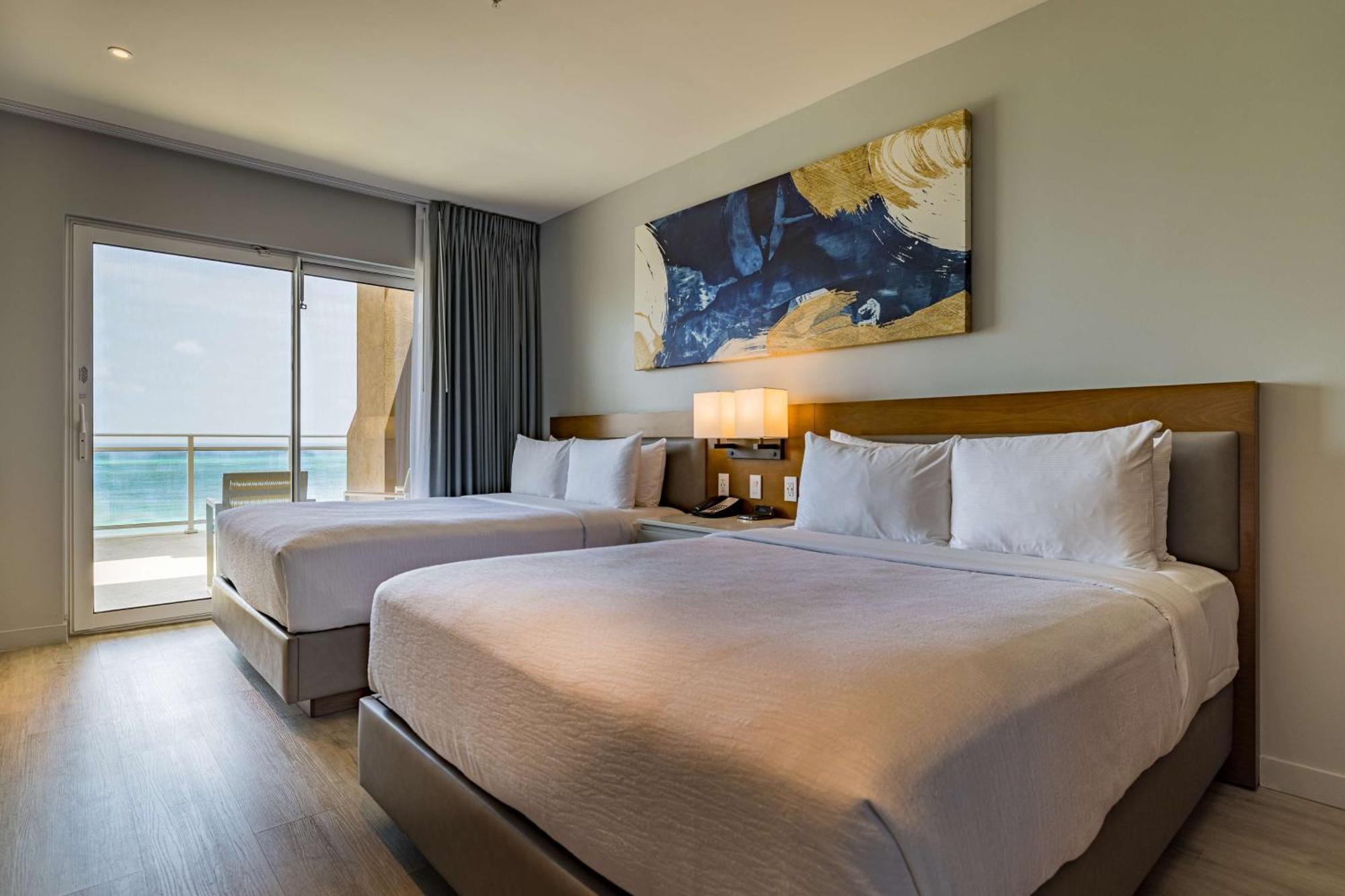 Embassy Suites By Hilton Aruba Beach Resort Palm Beach Exteriör bild