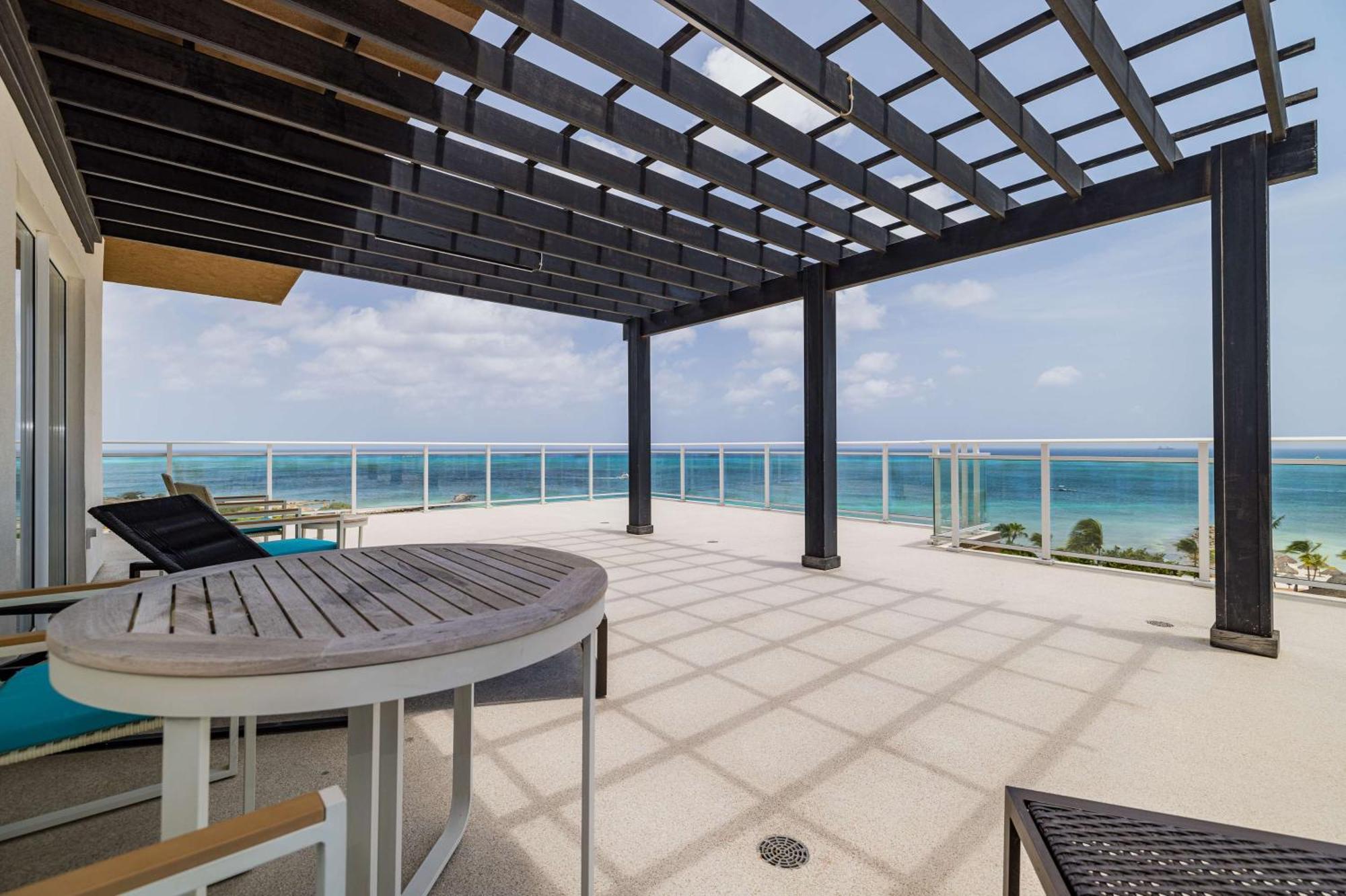 Embassy Suites By Hilton Aruba Beach Resort Palm Beach Exteriör bild